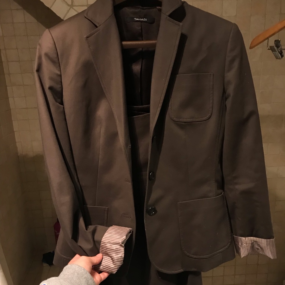 Suit set